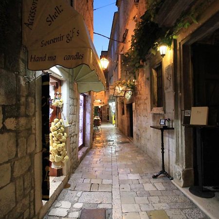 Town House In The Centre Of Historic Trogir Βίλα Εξωτερικό φωτογραφία