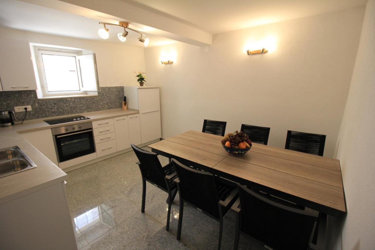 Town House In The Centre Of Historic Trogir Βίλα Εξωτερικό φωτογραφία