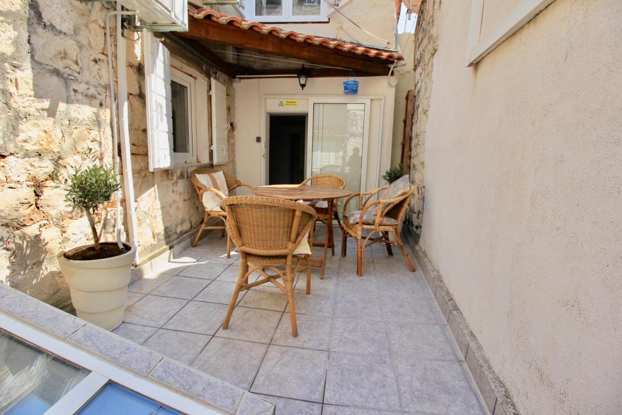Town House In The Centre Of Historic Trogir Βίλα Εξωτερικό φωτογραφία