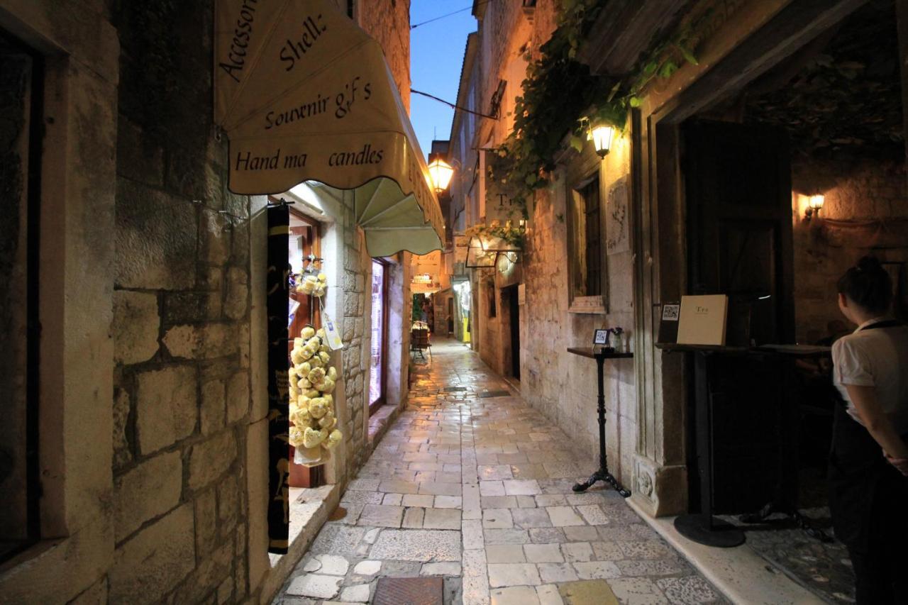 Town House In The Centre Of Historic Trogir Βίλα Εξωτερικό φωτογραφία